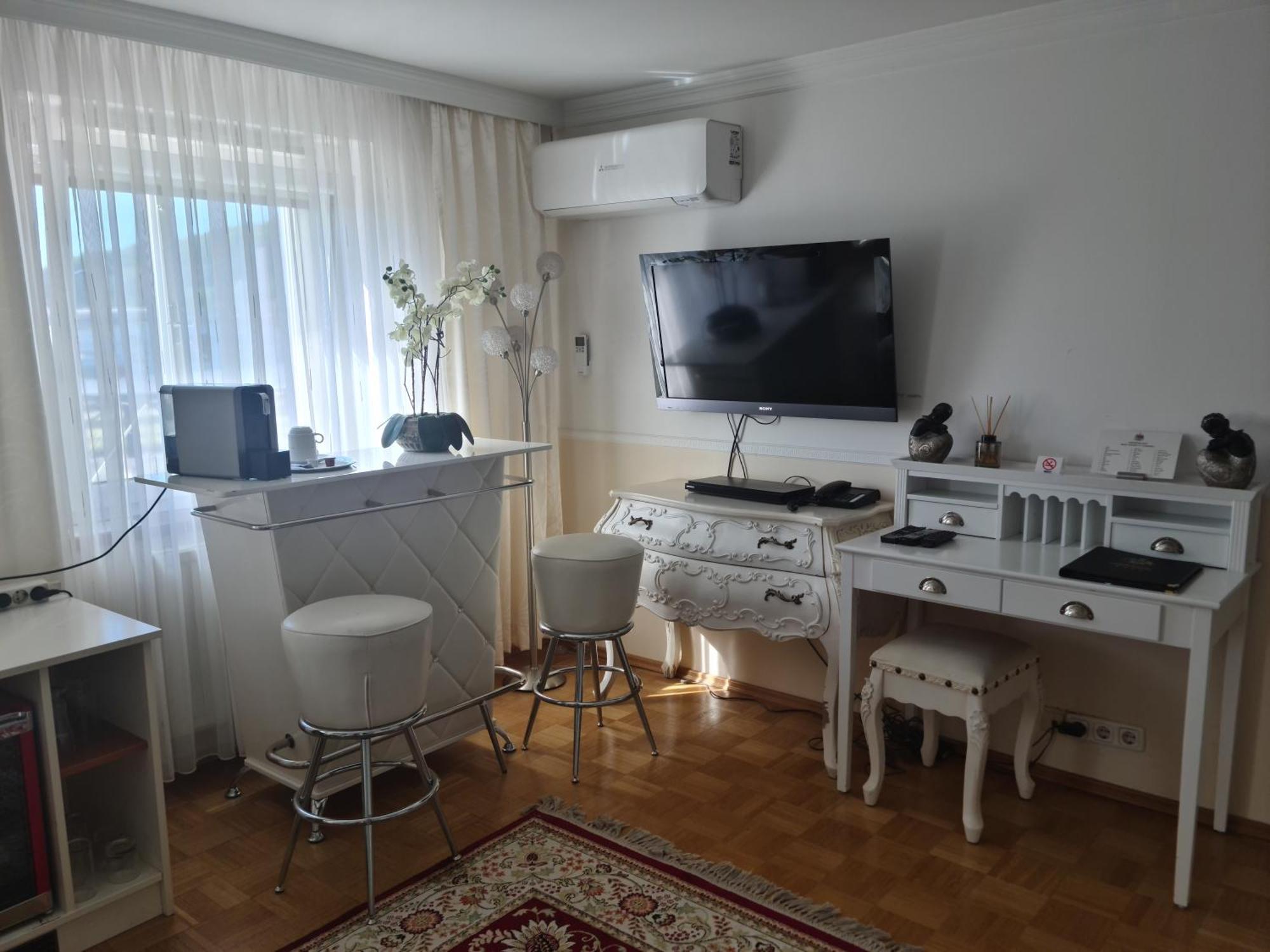 Attnang-Puchheim Hoeckner Plaza Hotel מראה חיצוני תמונה