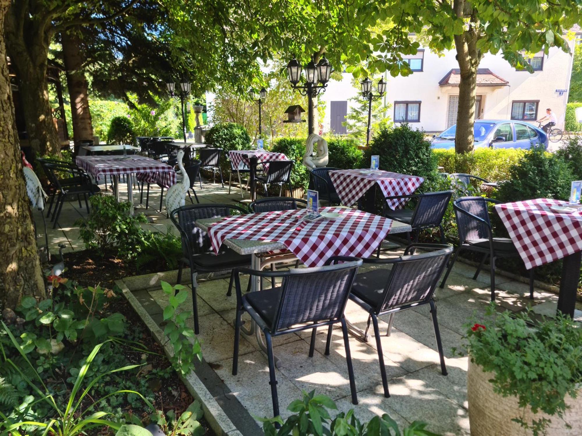 Attnang-Puchheim Hoeckner Plaza Hotel מראה חיצוני תמונה