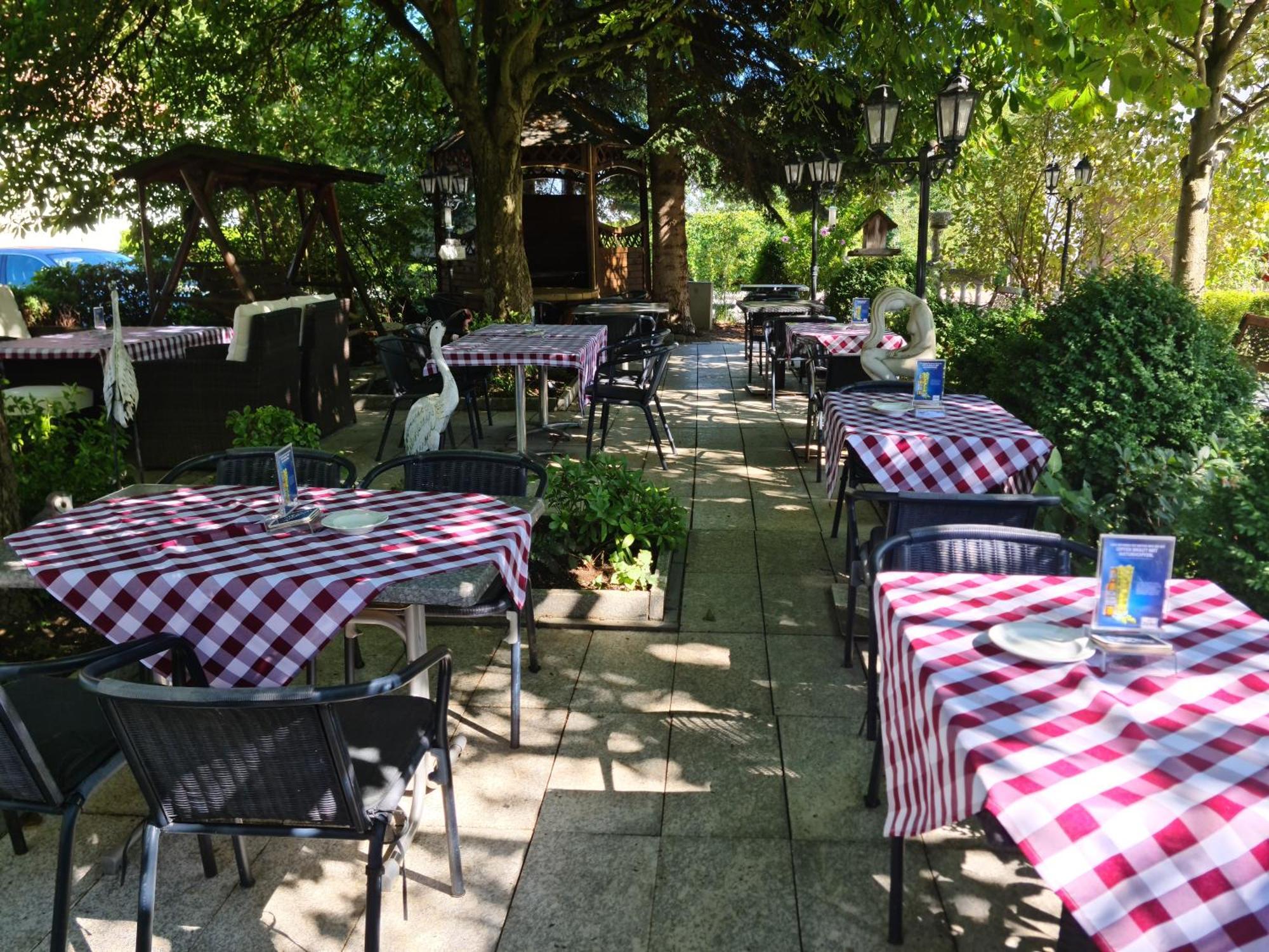 Attnang-Puchheim Hoeckner Plaza Hotel מראה חיצוני תמונה