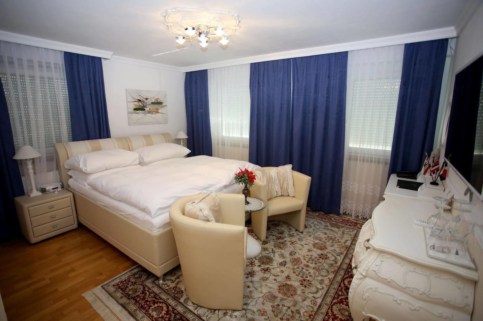 Attnang-Puchheim Hoeckner Plaza Hotel מראה חיצוני תמונה